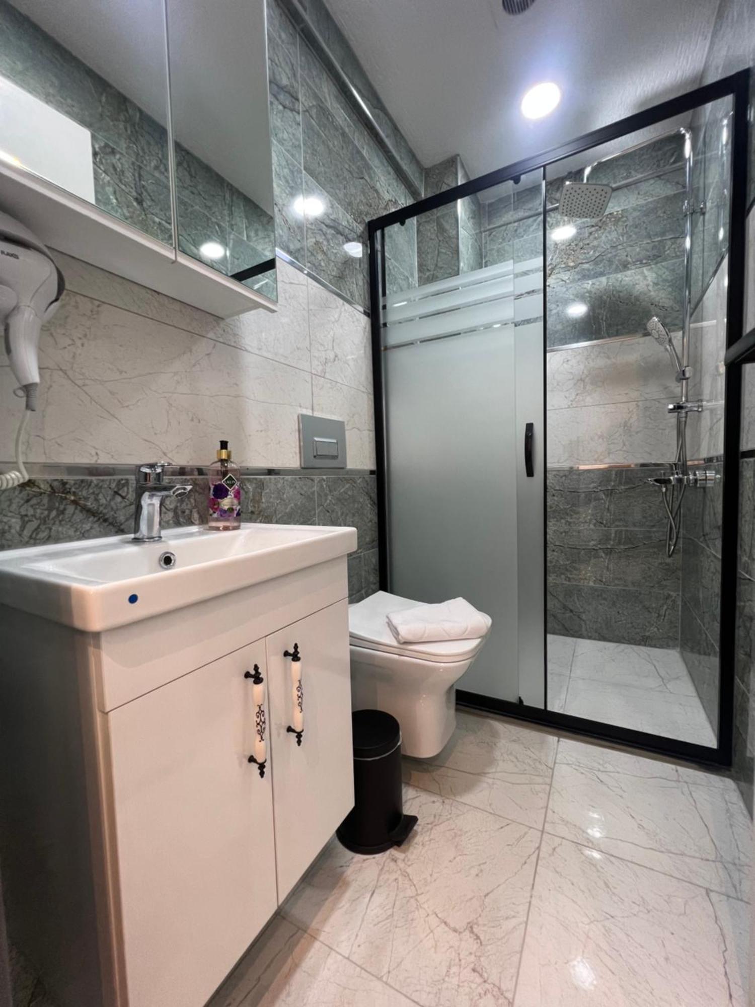 Feycem Suites Hotel Istanbul Eksteriør bilde